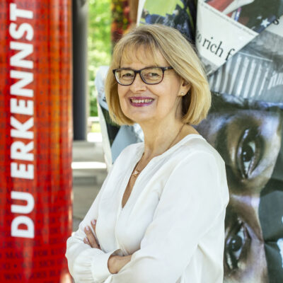 PremiumHR-Cristine-Reik-Coaching-Portrait-03 Q PremiumHR-Cristine-Reik-Coaching-Portrait-03 Q
